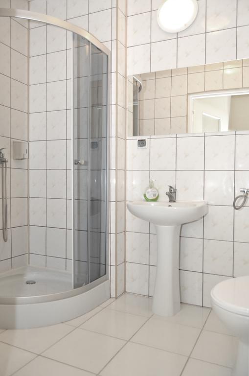 Tom&Tom Bed & Breakfast Bialogard Rom bilde